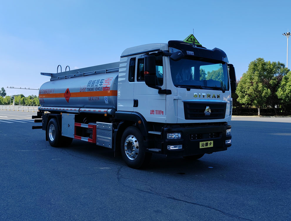 專威牌HTW5180GJYZK6Q加油車公告圖片