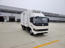 本途牌TBT5040XLCBEV纯电动冷藏车