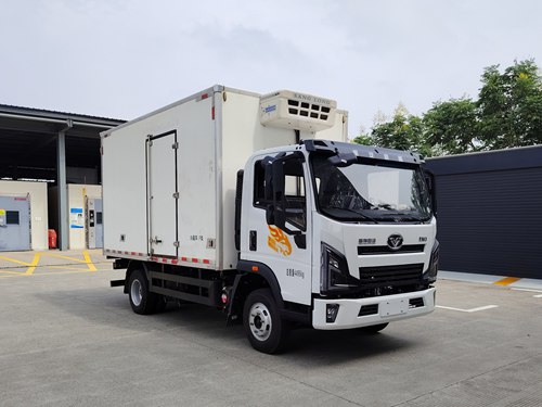 豪曼牌ZZ5048XLCF17FPHEV1插电式混合动力冷藏车公告图片