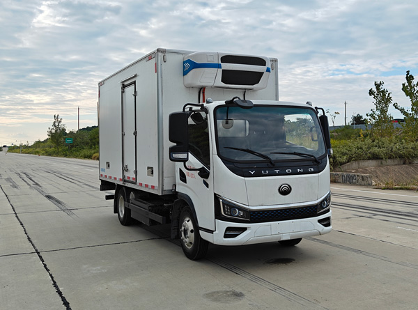 宇通牌ZKH5045XLCBEV7純電動冷藏車公告圖片