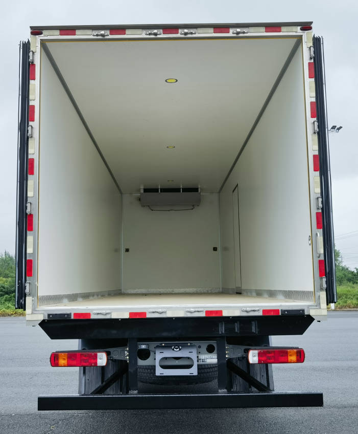 匯力威牌VVV5250XLCZZ6冷藏車公告圖片