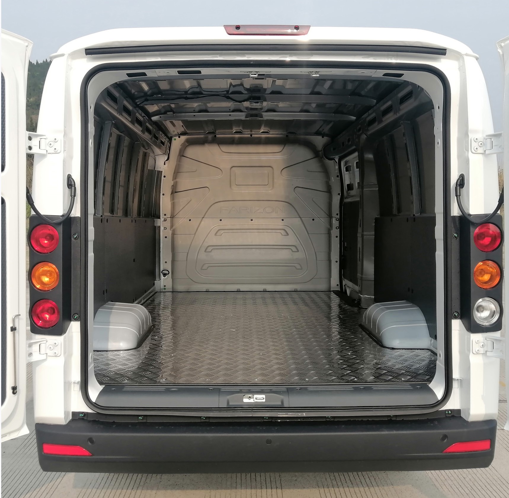 遠(yuǎn)程牌DNC5038XXYBEVGP9純電動(dòng)廂式運(yùn)輸車公告圖片