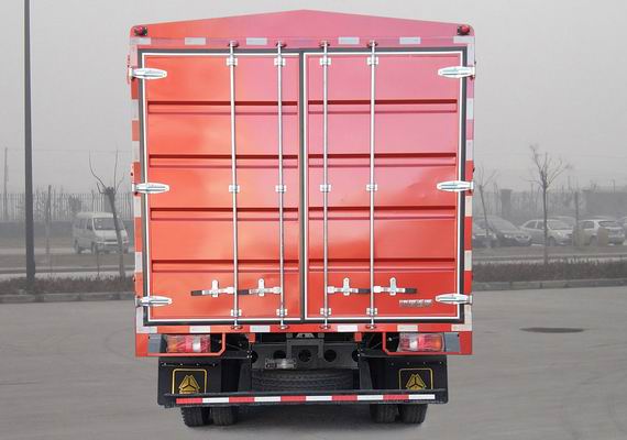 豪沃牌ZZ5107CCYH3315F1倉柵式運輸車公告圖片