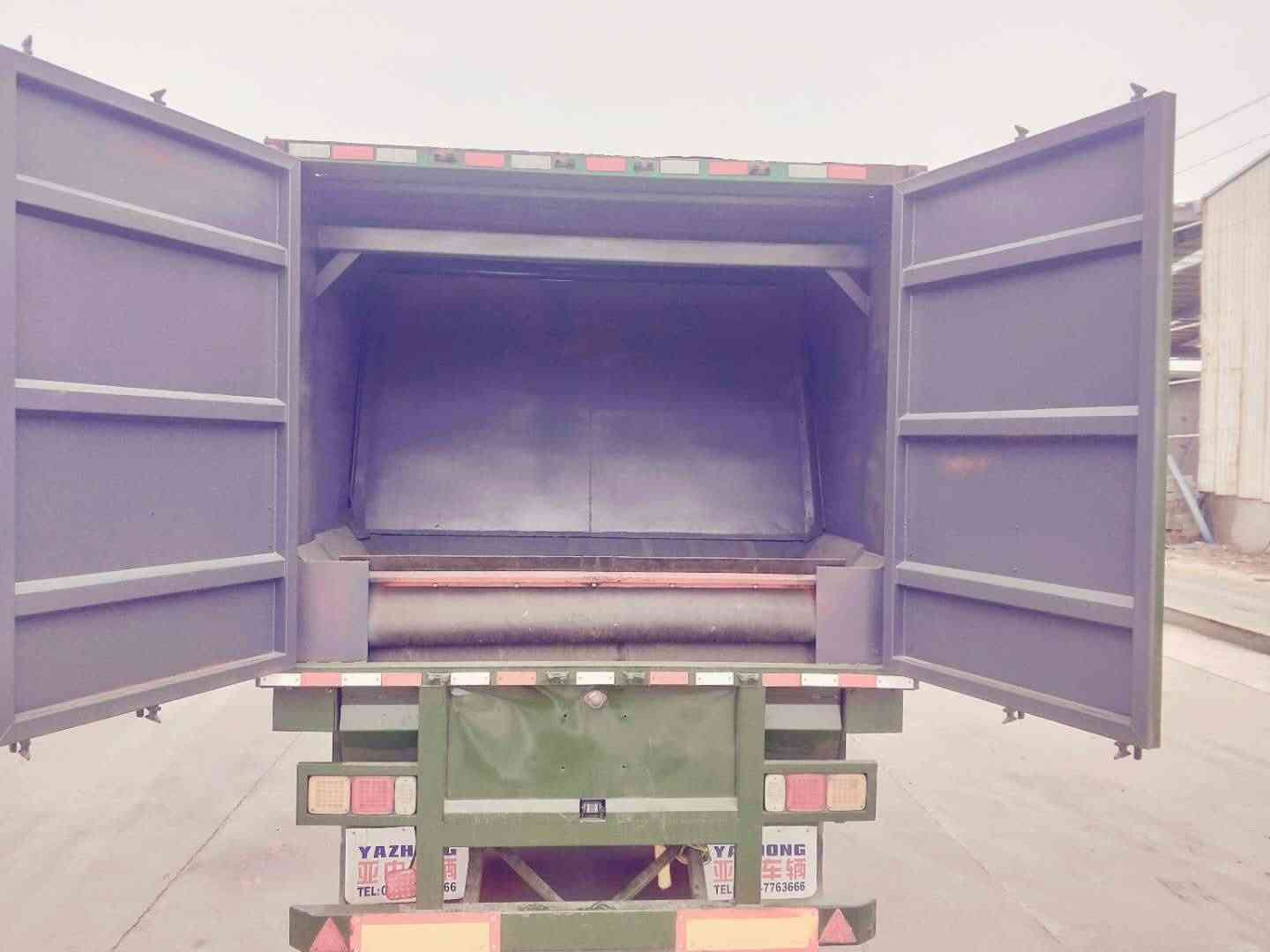 亚中车辆牌WPZ9400ZLJ垃圾转运半挂车公告图片