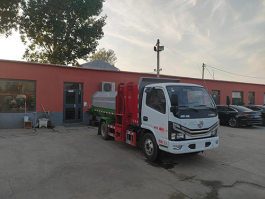 自装卸式垃圾车