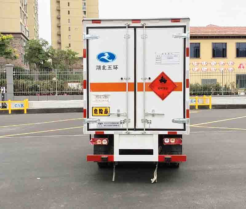 华通牌HCQ5043XRYSH6易燃液体厢式运输车公告图片