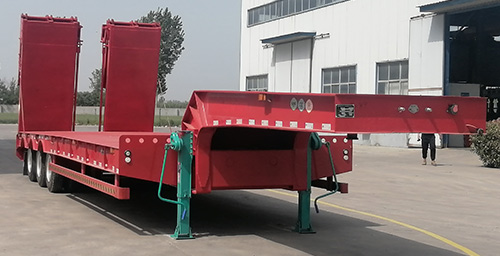 庄宇牌13米32.5吨3轴低平板半挂车(ZYC9401TDP)