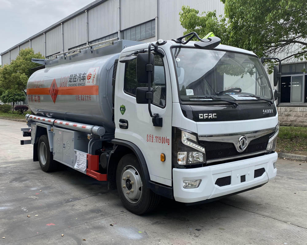 楚胜牌CSC5127GYY6A运油车