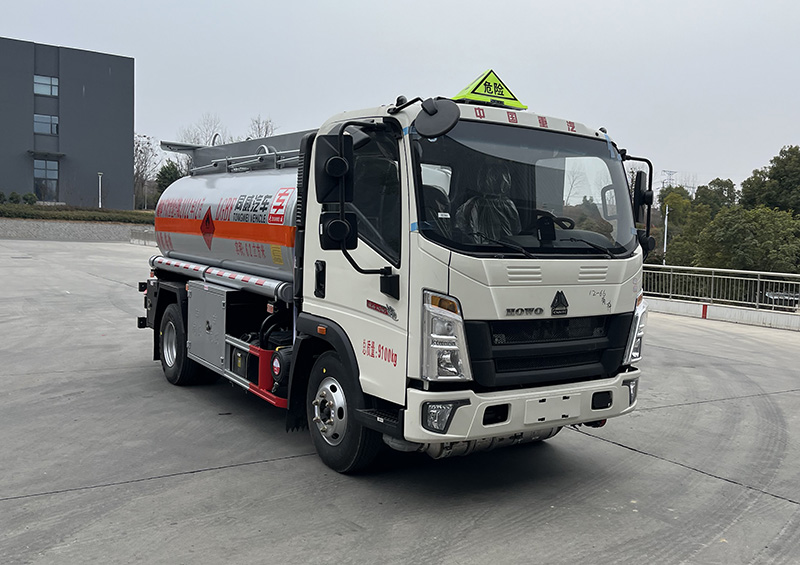 專威牌HTW5097GJYZZ6C加油車公告圖片