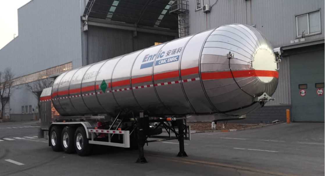 安瑞科牌12.4米27.2吨3轴二氧化碳运输半挂车(HGJ9400GYU)