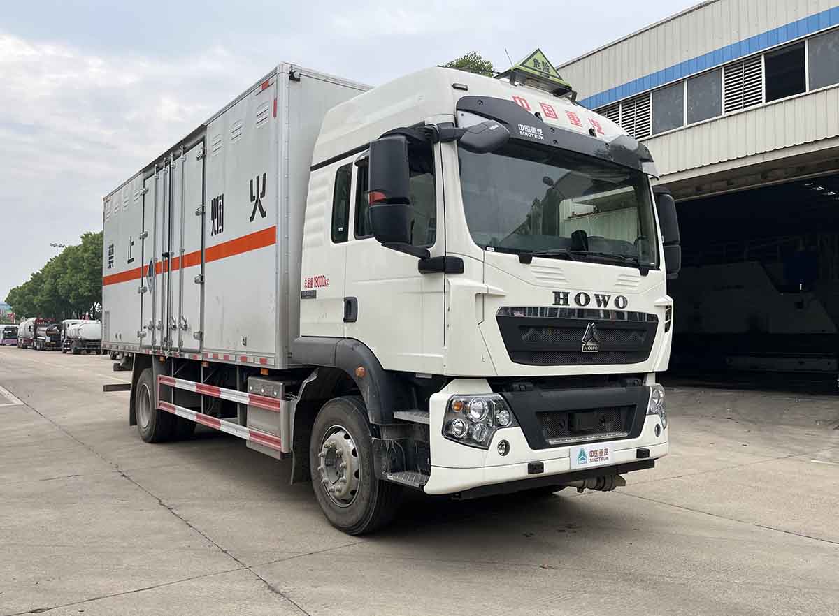 華威馳樂牌SGZ5180XZWZZ6T5雜項危險物品廂式運輸車公告圖片