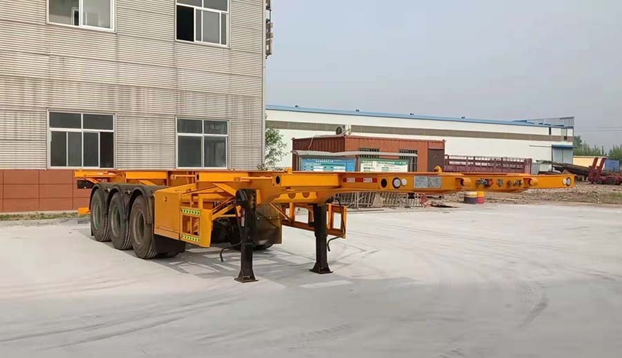 亚中车辆牌11米35.2吨3轴集装箱运输半挂车(WPZ9403TJZ)