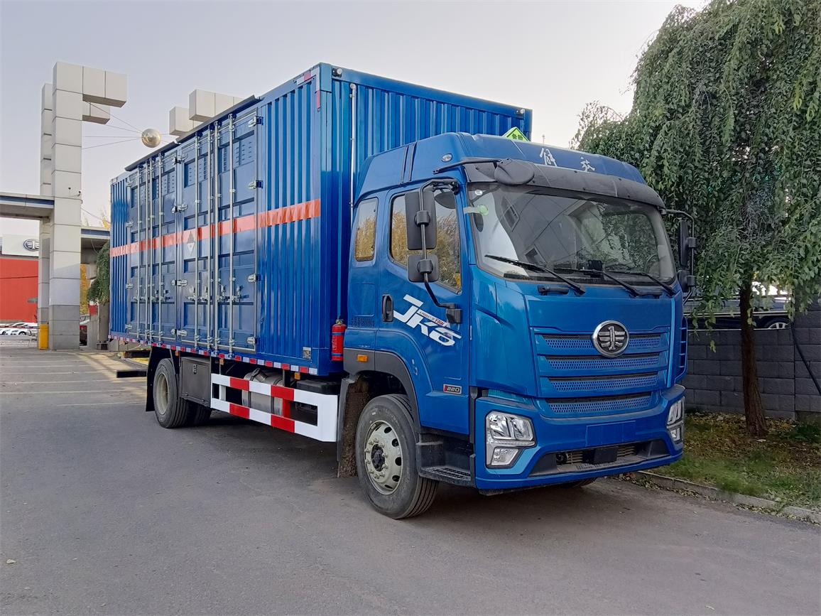 龍帝牌CSL5180XZWE6Q雜項危險物品廂式運輸車公告圖片