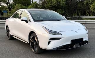 合创牌GAH7000BEVT0E型纯电动轿车