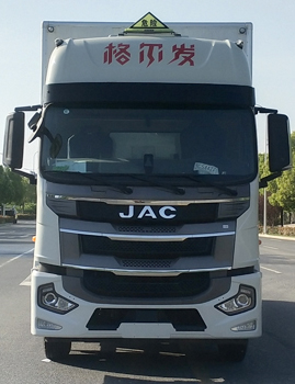 專力牌ZLC5181XRYH6易燃液體廂式運(yùn)輸車公告圖片