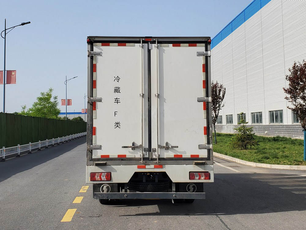 陕汽牌SX5045XLCBEV341N纯电动冷藏车公告图片