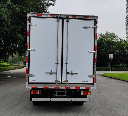 慶鈴牌(繁體)牌QL5040XLCBEVBNHA純電動(dòng)冷藏車公告圖片