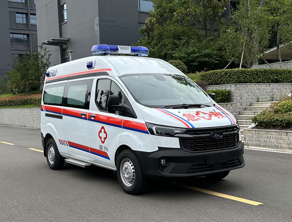 XLA5040XJHSD型救护车图片