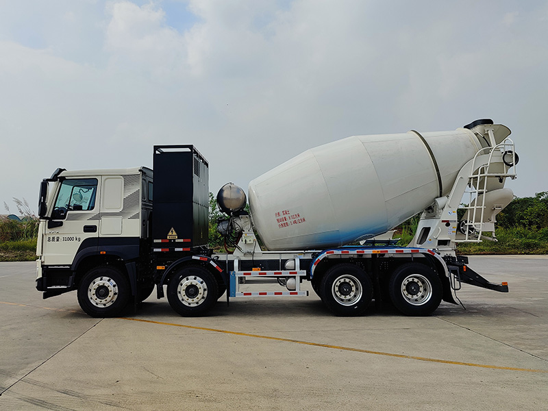 豪沃牌ZZ5313GJBV3061Z12SEV換電式純電動(dòng)混凝土攪拌運(yùn)輸車公告圖片