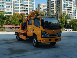 CLW5040TQXCTE护栏抢修车图片