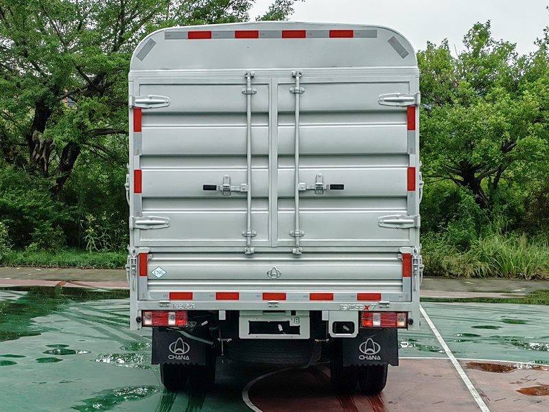 長(zhǎng)安牌CKS5032CCYX7RD6B1NG倉(cāng)柵式運(yùn)輸車(chē)公告圖片