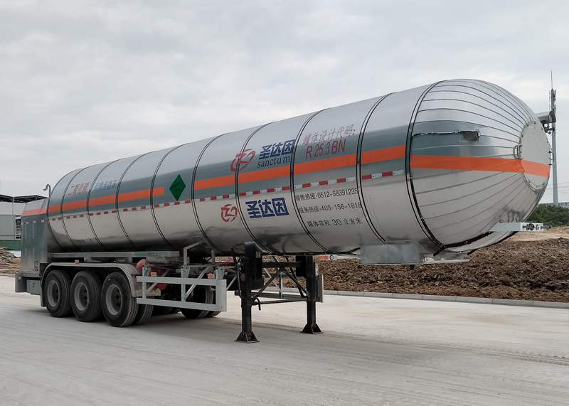 圣达因牌12.4米27.2吨3轴二氧化碳运输半挂车(SDY9402GYU1)