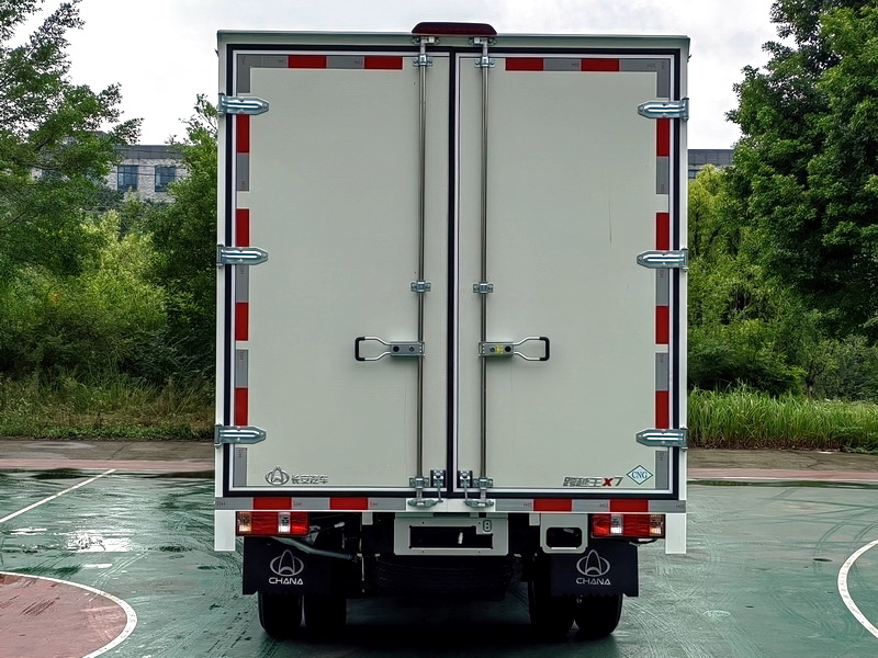 長安牌CKS5032XXYX7RD6B1NG廂式運輸車公告圖片