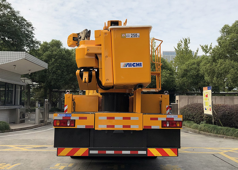 愛知牌HYL5151JGKD60高空作業(yè)車公告圖片