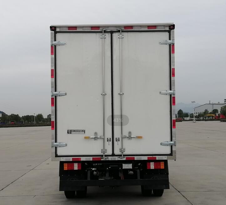 十通牌STQ5048XXYN2SBEV換電式純電動(dòng)廂式運(yùn)輸車公告圖片