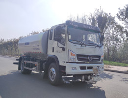 绿化喷洒车