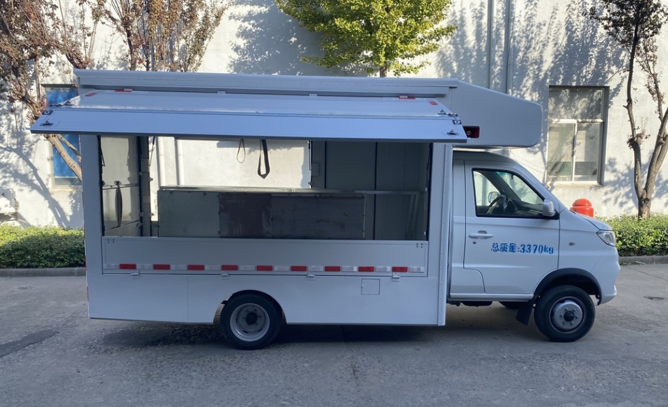 舜泰牌BTQ5031XSHJKCL3售貨車公告圖片