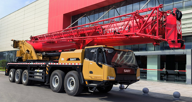 三一牌SYM5556JQZ130C汽車起重機(jī)公告圖片