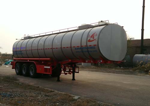 昌骅牌11.1米32吨3轴食用油运输半挂车(HCH9401GSY35)