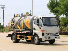 吸污车