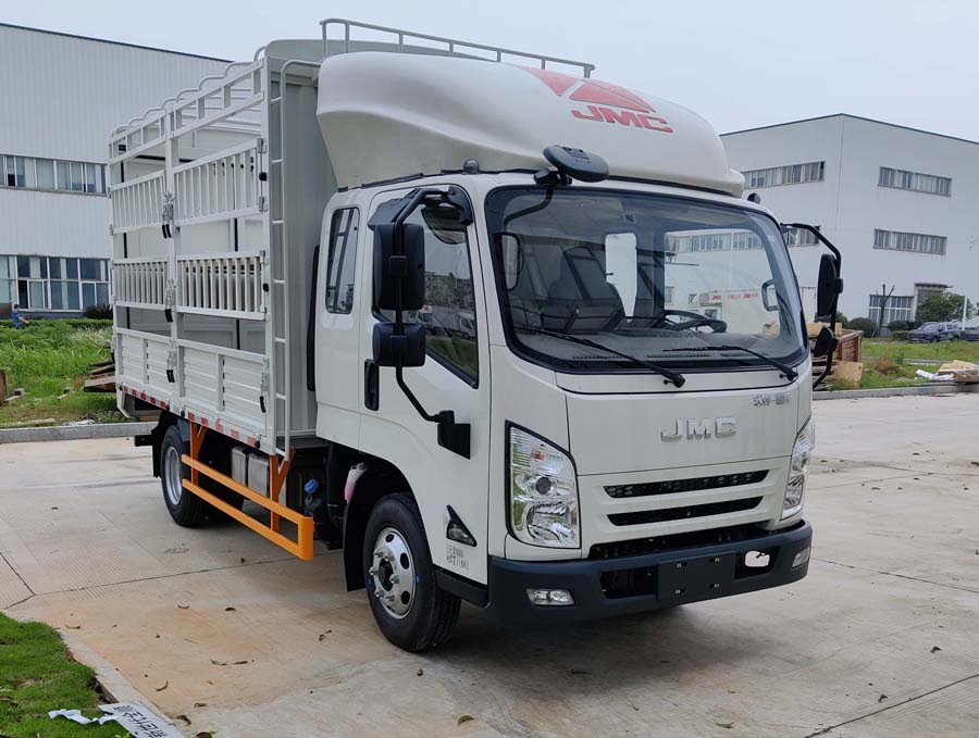 江鈴牌JX5048CCYTGE26倉柵式運(yùn)輸車公告圖片