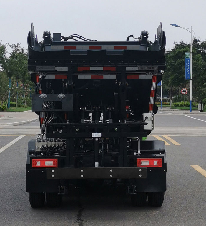 宇通牌YTZ5046ZZZD0BEV純電動自裝卸式垃圾車公告圖片