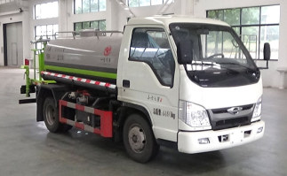 绿化喷洒车