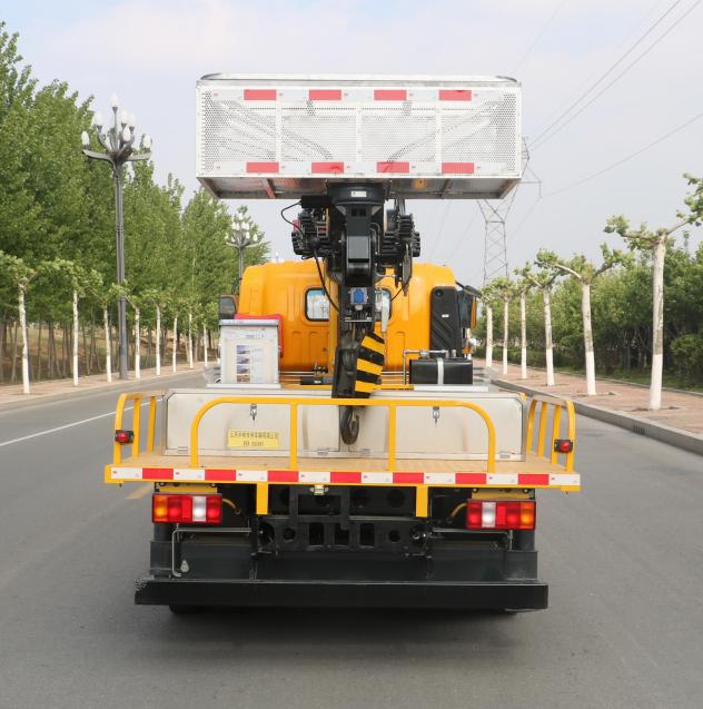 嘉鄆牌SZB5040XJXZZ6抽油機(jī)檢修車公告圖片