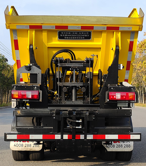 海沃牌HWJ5041ZZZHFBEV纯电动自装卸式垃圾车公告图片