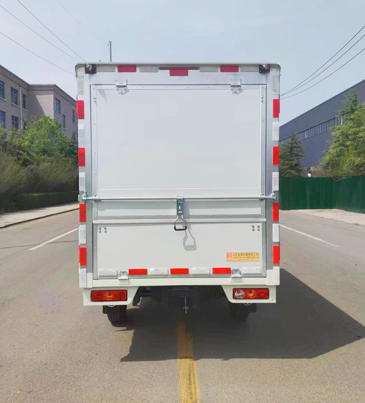 鴻星達(dá)牌SJR5021XYK-M1SD翼開啟廂式車公告圖片