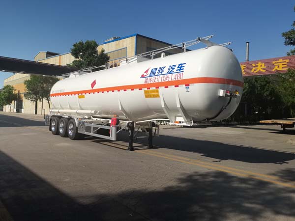 昌骅牌12.7米33.2吨3轴易燃液体罐式运输半挂车(HCH9402GRYD49)