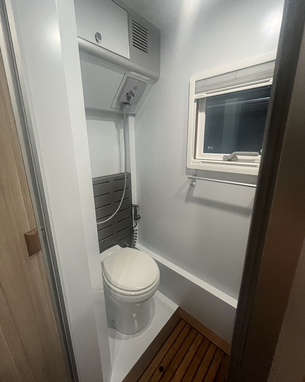 科摩多龍牌AKP5130XLJ旅居車公告圖片