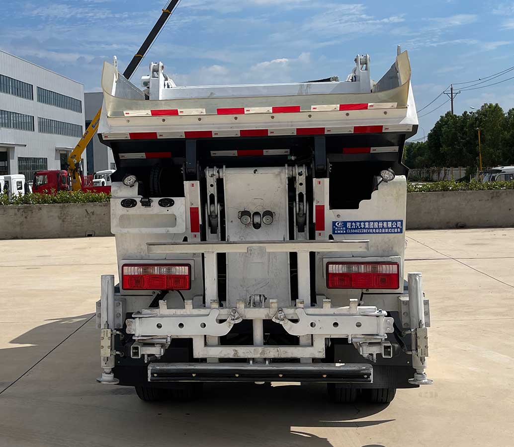 程力牌CL5048ZZZBEV純電動自裝卸式垃圾車公告圖片