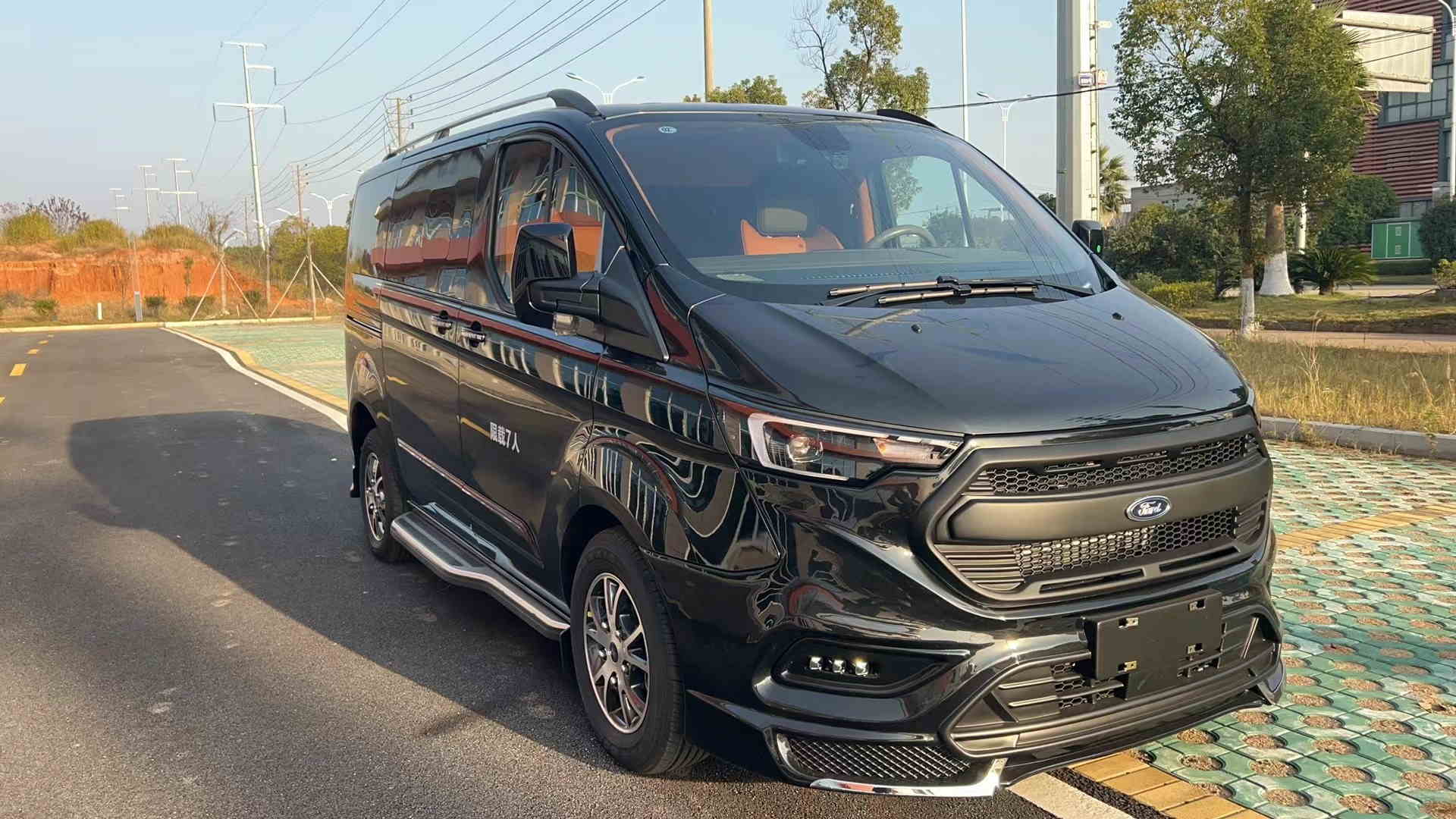 钧天牌JKF5040XSWF8W商务车公告图片