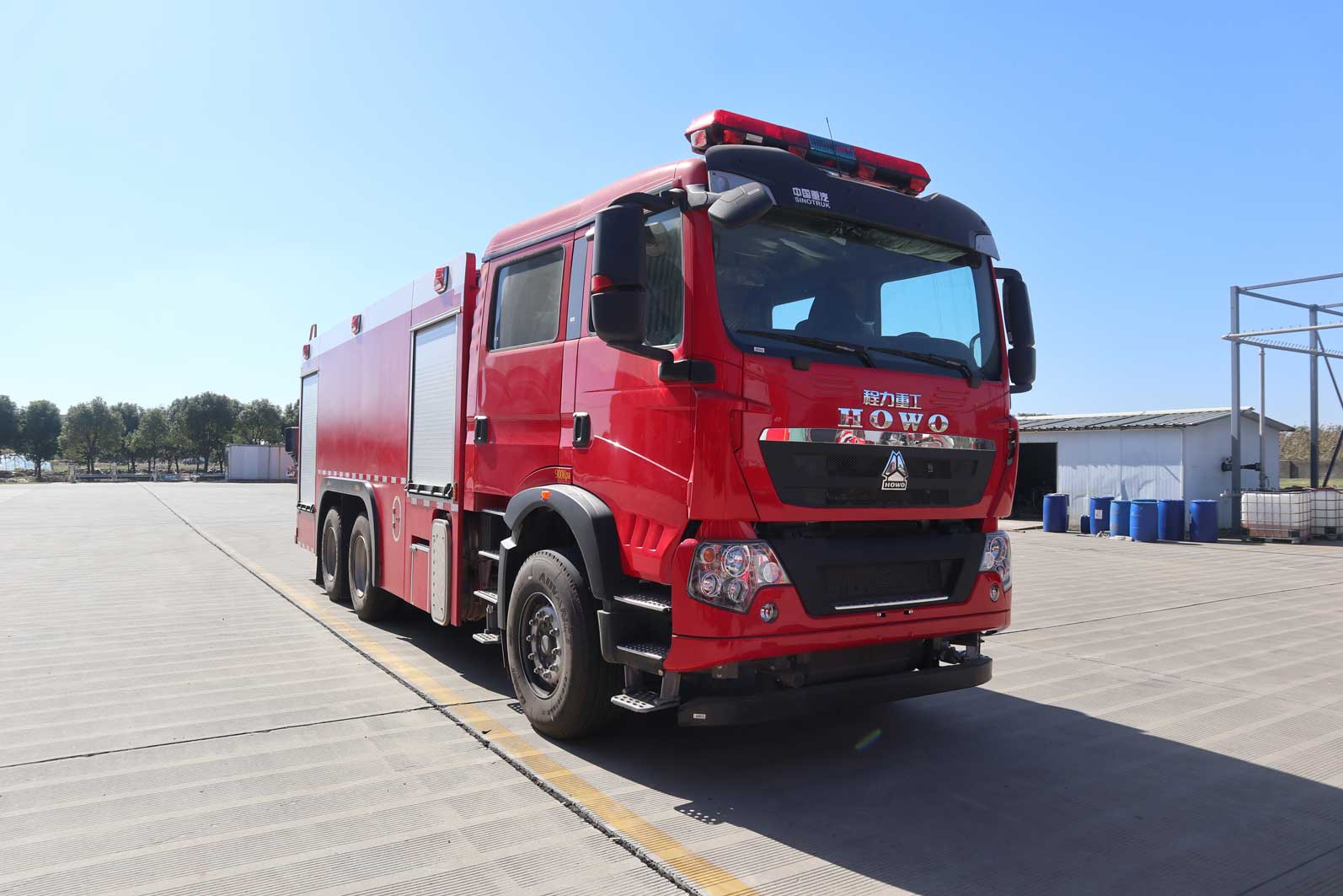 CLH5290GXFPM140/HW型泡沫消防车图片