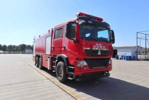 程力重工牌CLH5290GXFPM140/HW泡沫消防车