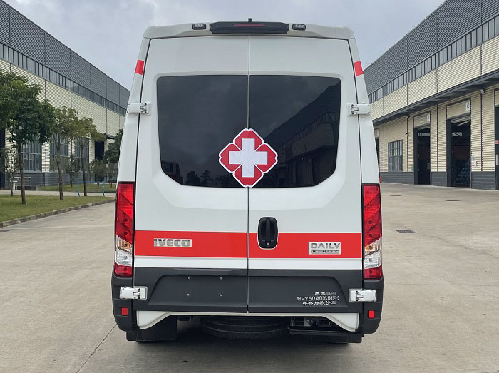 宇舟牌GPY5040XJHF1救護(hù)車公告圖片