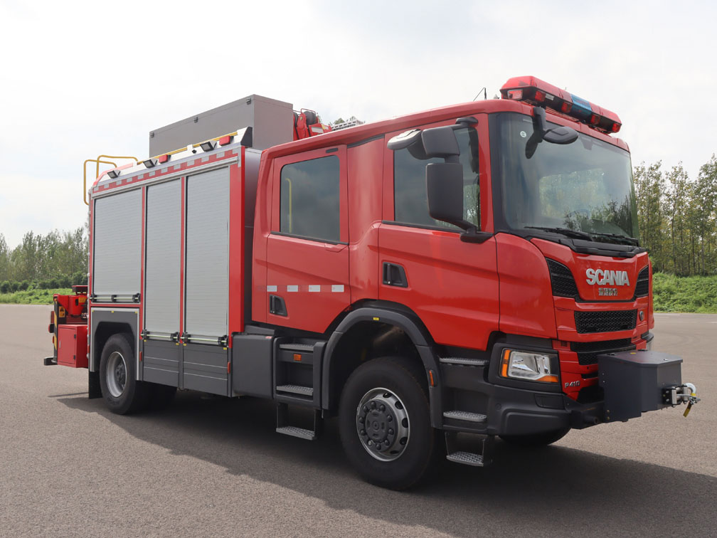 振翔股份牌ZXT5161TXFJY80/C65抢险救援消防车