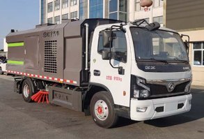 吸尘车