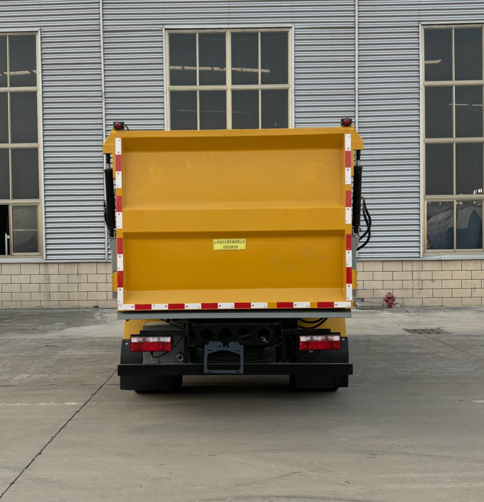 祥農(nóng)達(dá)牌SGW5120ZZZCA6自裝卸式垃圾車公告圖片